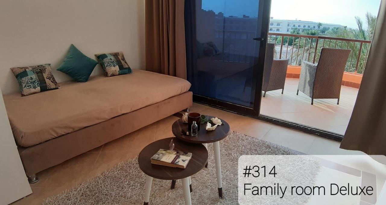 Alia Beach Residence Hurghada Bagian luar foto