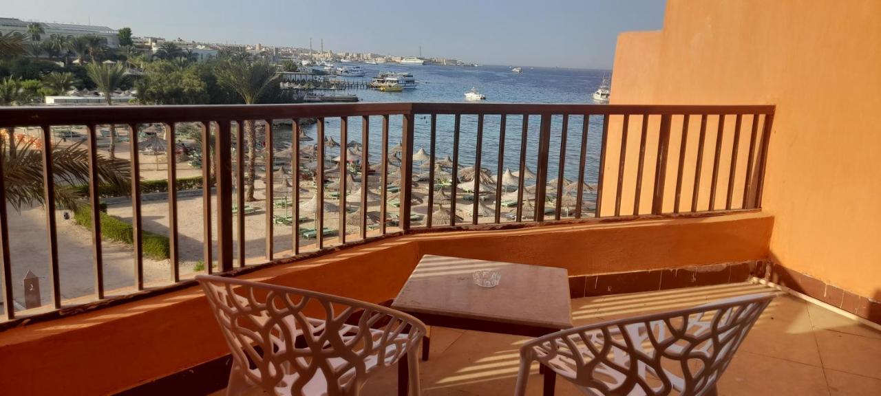 Alia Beach Residence Hurghada Bagian luar foto